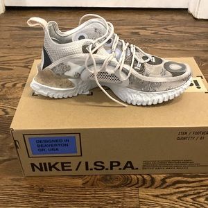 Nike Flow ISPA sneakers